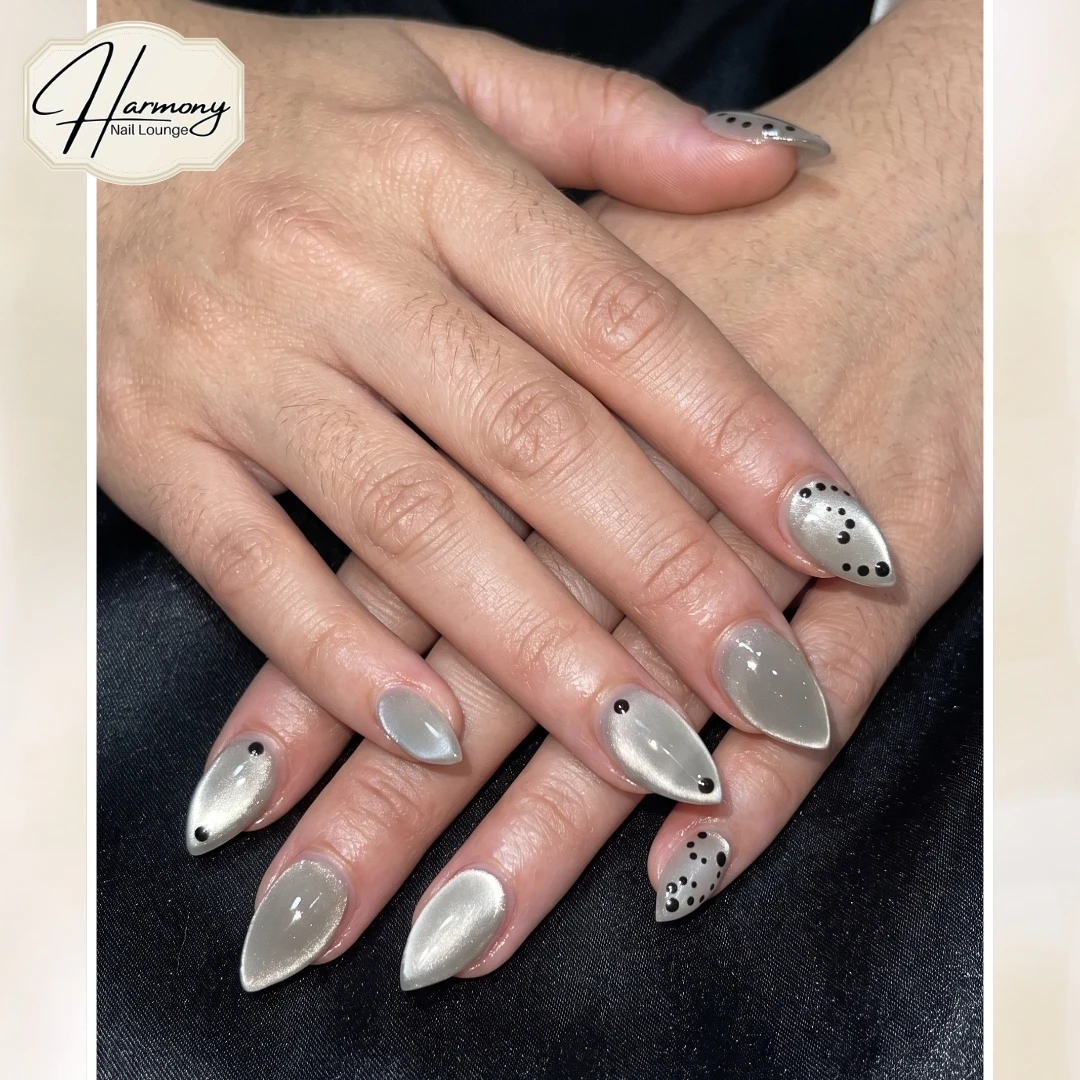Natural nails